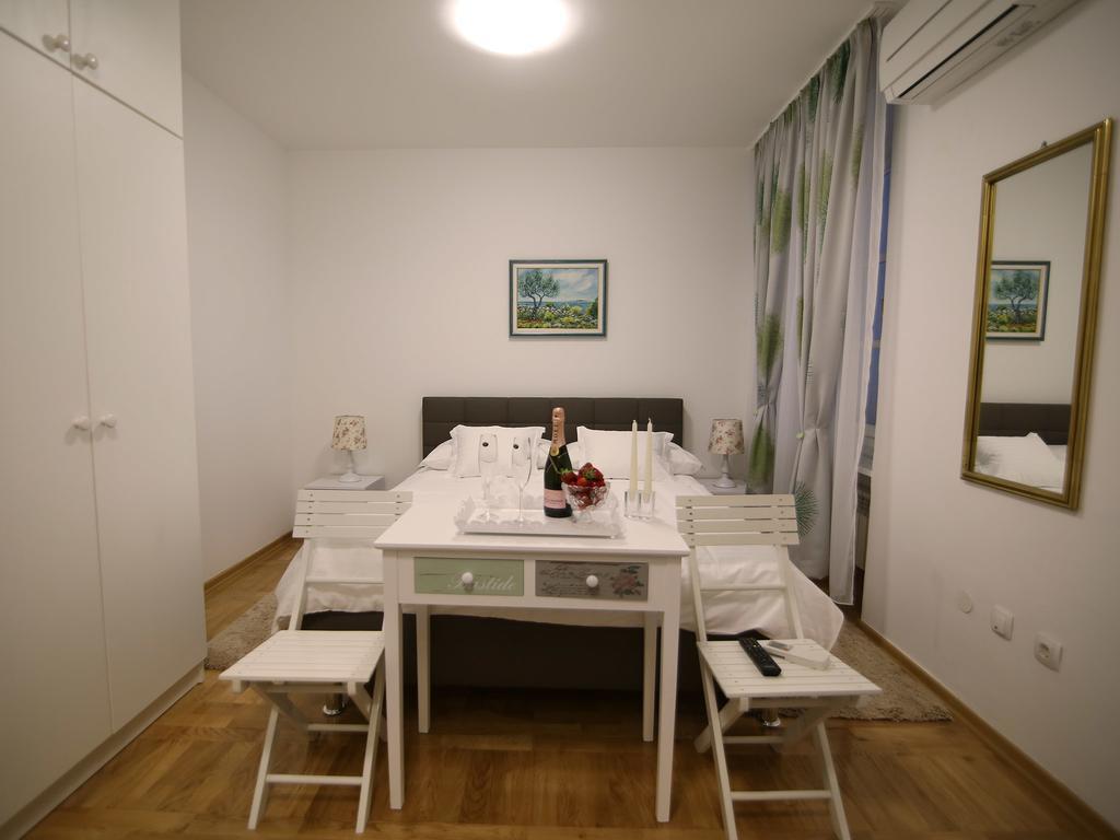 A&G Apartments Zadar Buitenkant foto