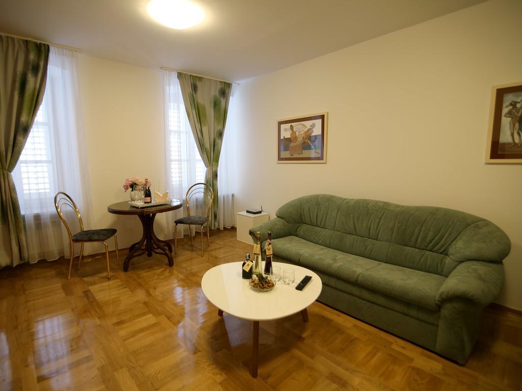 A&G Apartments Zadar Buitenkant foto