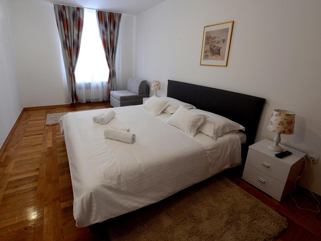 A&G Apartments Zadar Buitenkant foto